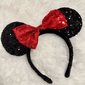 Disney Parks Minnie Mouse Ears Black Sequin with Red Sequin Bow